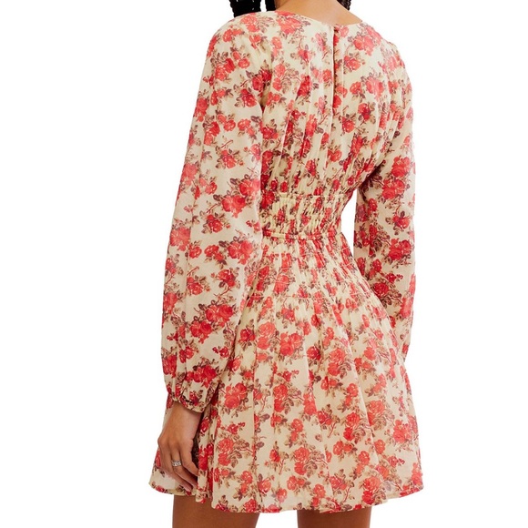 FREE PEOPLE KEEP YOU SMOCKED FLORAL FIT N FLARE MINI DRESS. IN STORES NWT! SzXS - Picture 3 of 14